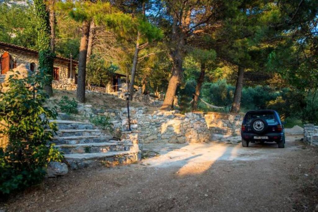Holiday Home Raos - A Special Stonehouse, Brela Exterior foto